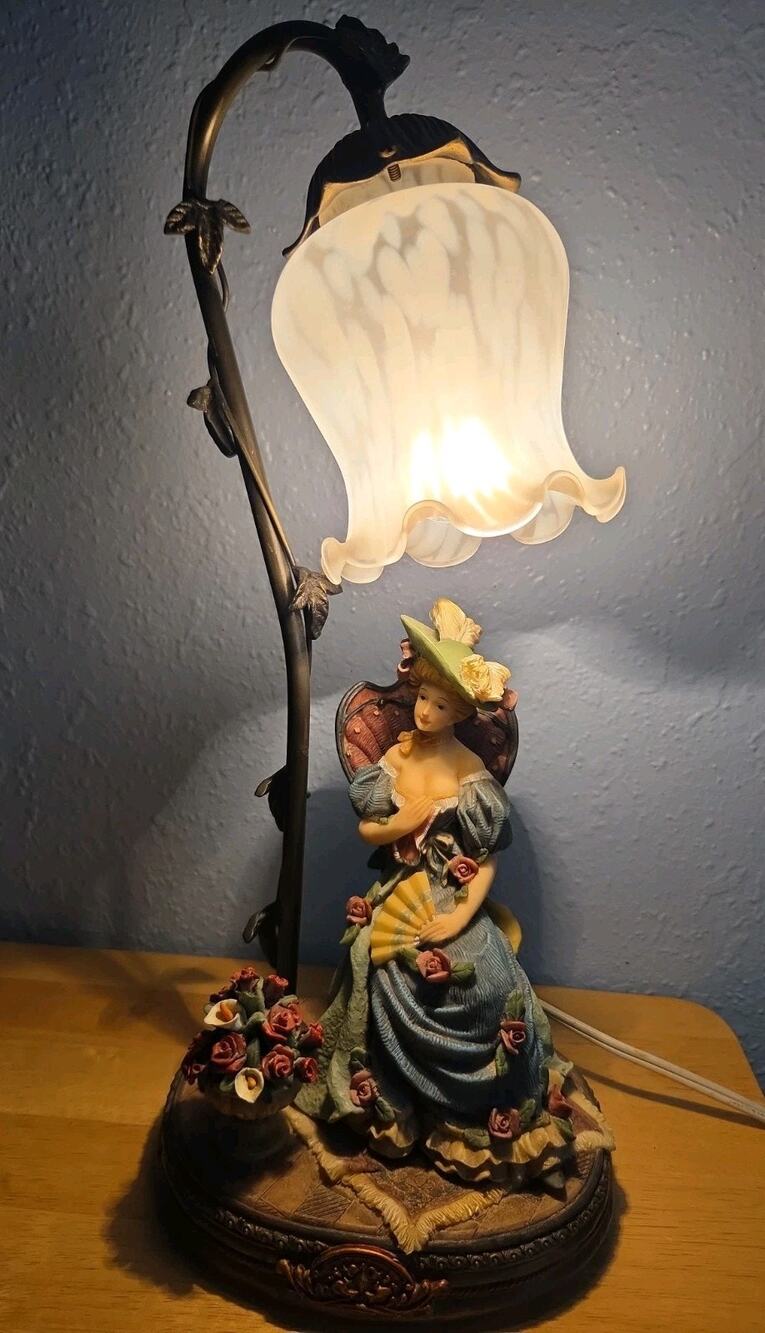 Montefiori Collection Victorian Lady Table Lamp Italy Frosted Tulip Glass VGT